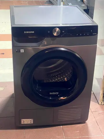 Samsung dryer 8kg good condition