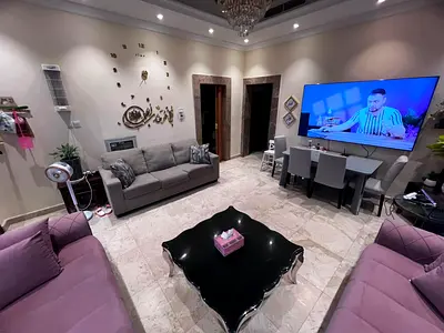فيلا فاخره | 6 غرف مساتر | مفروشه | مخزن | مواقف مغطاه | 3 طوابق