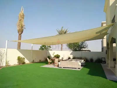 Sail shades