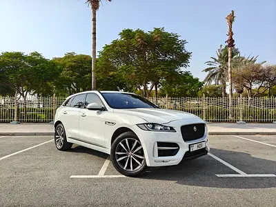 Jaguar F-Pace R-Sport 2017 3.0T| GCC Specs | Low Mileage
