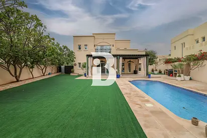 Upgrade |Huge Plot | Private Heated Pool