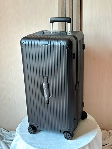 Rimowa trunk size Matt black