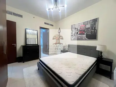 Bright & Spacious 4th Floor Flat | Dedicated Parking Included