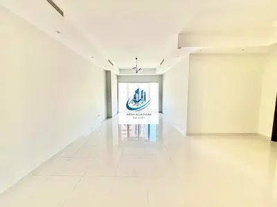 🏡 شقة 4 غرف نوم واسعة مع بلكونة – النهدة، الشارقة 🏡