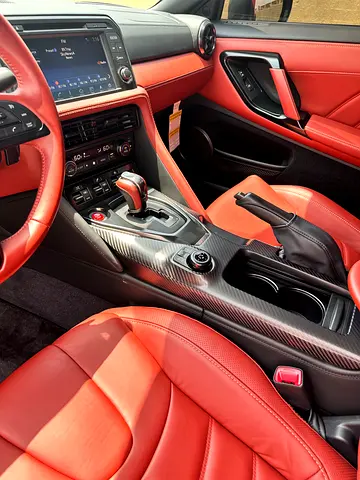 2024 Nissan GT-R — миниатюра 14
