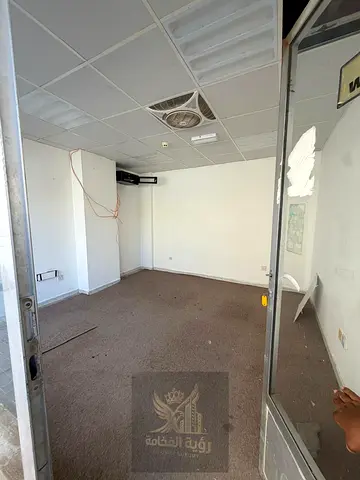 For Annual Rent in Al Butina, Sharjah A great opportunity for business owners and entrepreneurs. A commercial shop is available for annual rent in A