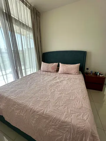 Double Bed set, with 2 pillow cases in blush pink -  can fit queen or king size.