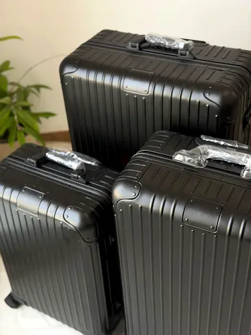 Travel bag set