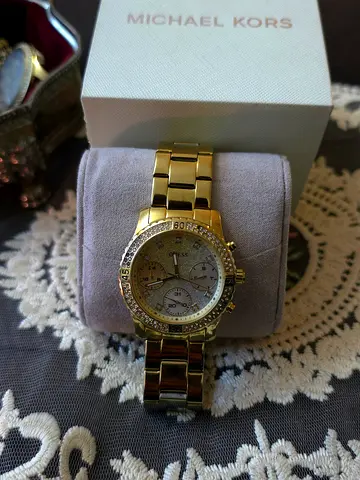 Guess Gold Women's Watch with Crystal Bezel - Good Condition