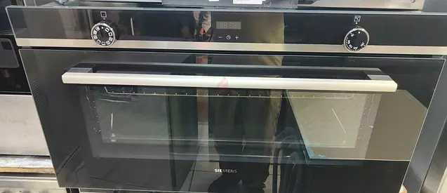 Siemens Built-in Electric Oven 90 cm – Premium German Quality Black edition
