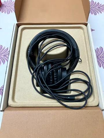 Audio-Technica ATH-M20X – Like New