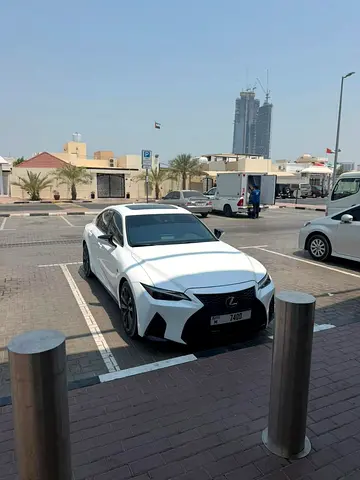 صورة مصغرة 12 لـ 2024 Lexus IS-SERIES