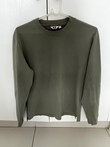 Uniqlo long sleeve crew neck