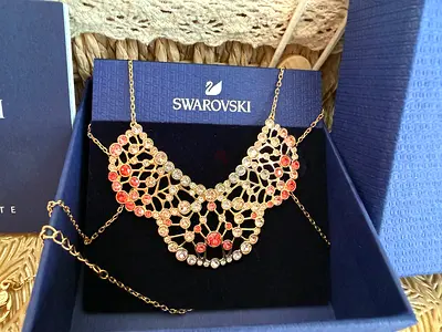 Elegant original Swarovski necklace