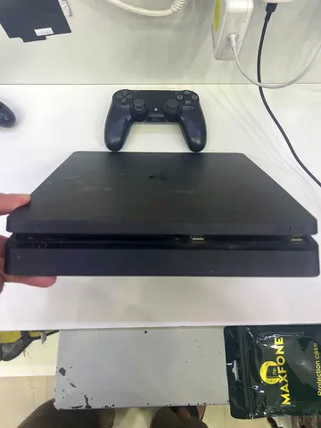 Sony PlayStation 4 Slim - Used, Working, clean one