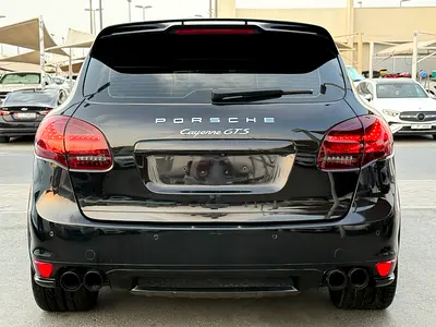 2014 Porsche CAYENNE photo 4