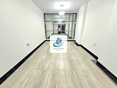 🏡✨ شقة 3 غرف نوم شبه جديدة مع بلكونة – التعاون، الشارقة ✨🏡