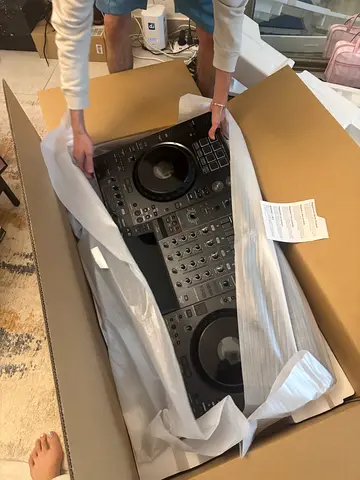 AlphaTheta XDJ-AZ in 99.99% like-new condition.