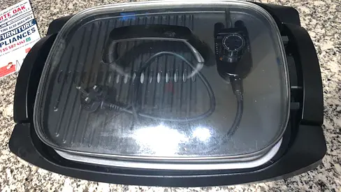 Electric Indoor Grill with Glass Lid – Used, Working