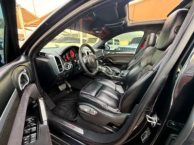 2014 Porsche CAYENNE — миниатюра 18