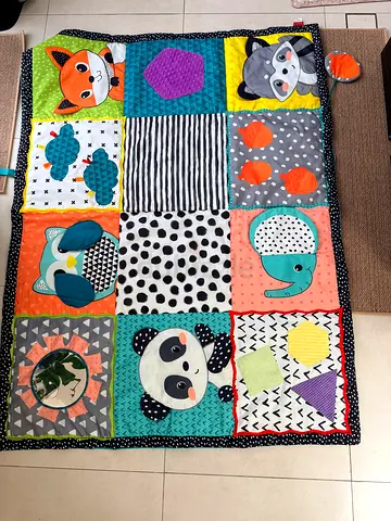 XXL Infantino discovery play mat 167x127