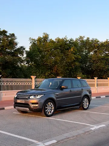 Pristine 2015 Land Rover Range Rover Sport HSE Supercharged | GCC Specs