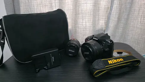 Nikon D3400 DSLR Kit + 2 Lenses (18-55mm 50mm f/1.8), Bag Accessories - Excellent Condition