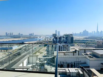 Luxury 3BR Apartment | Burj Khalifa & Creek Views