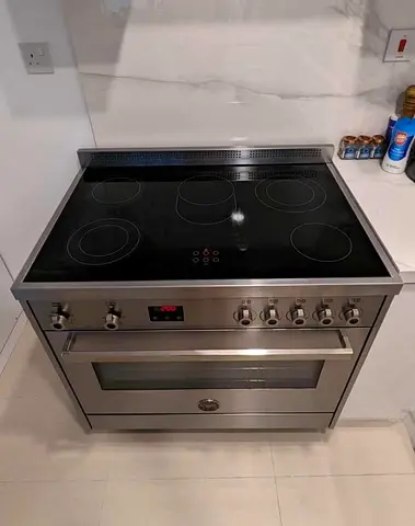 Bertazoni Electric Ceramic Cooking Range 90x60cm With Oven Perfect Condition