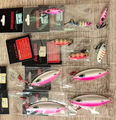 Fishing jigs