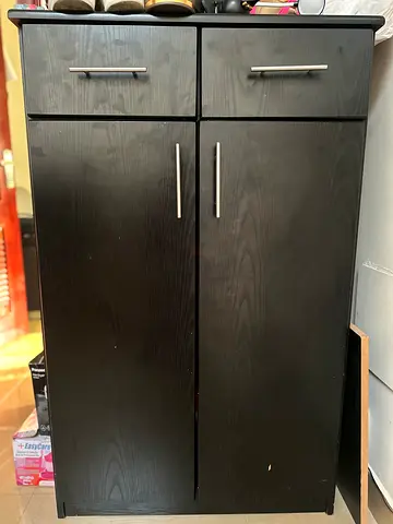 Shoe cupboard