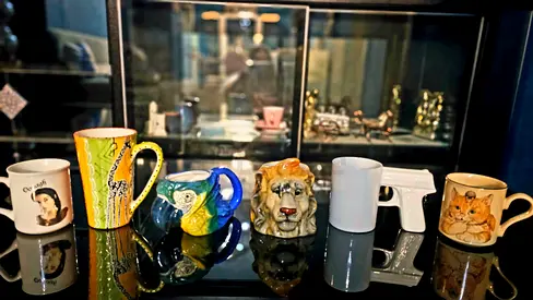 Collection of 6 Decorative Coffee/Tea Mugs - Assorted Designs