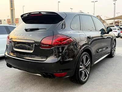 2014 Porsche CAYENNE — миниатюра 19