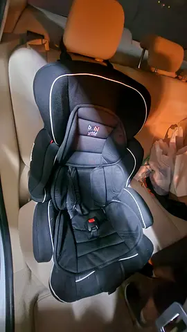 Black convertible/booster car seat suitable for toddler - good condition