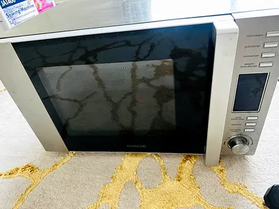 Kenwood 3-in-1 Microwave, Grill & Convection Oven MWL321 - Negotiable Price