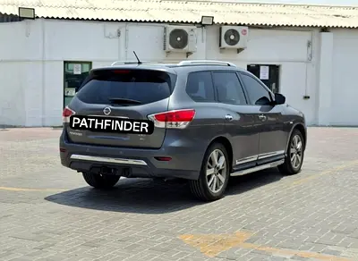 2017 Nissan PATHFINDER — миниатюра 9
