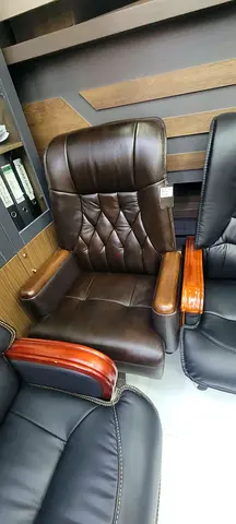 New Brown Leather Executive Office Chair with Padded Armrests