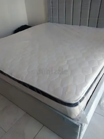 Mattress with top memory foam 180x200cm King size.  All times delivery service available