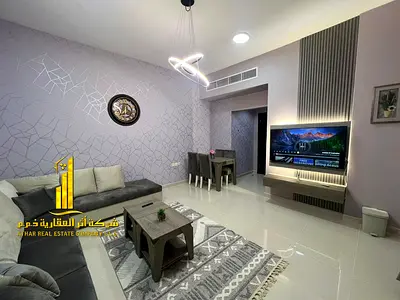 أفخم وأرقى شقة غرفة وصالة مفروشة بالكامل للإيجار الشهري في كورنيش عجمان✨ 🔹 لا تُفوّت الفرصة للسكن في واحدة من أرقى شقق كورنيش عجمان مباشرة! الشقة ،