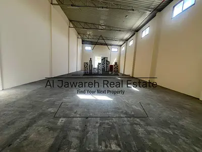 للايجار مستودع مميز 2515 قدم كهرباء 25 كيلو وات اي نشاط