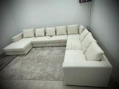 Looks great condition the one brand Ushape sofa