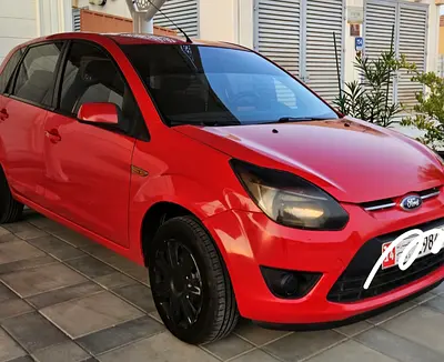 2012 FORD FIGO 照片 1
