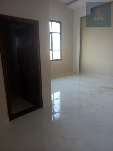 للبيع ارض سكنيه زاويه سيح الحرف /راس الخيمه