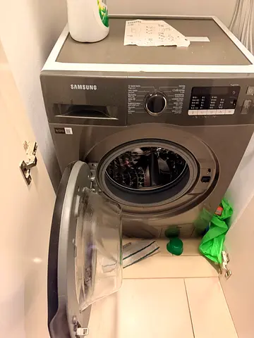 Samsung Front Load Washer - 7kg, Good Working Condition.