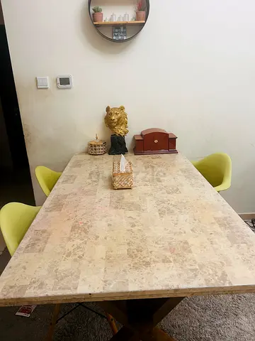 Dinning table