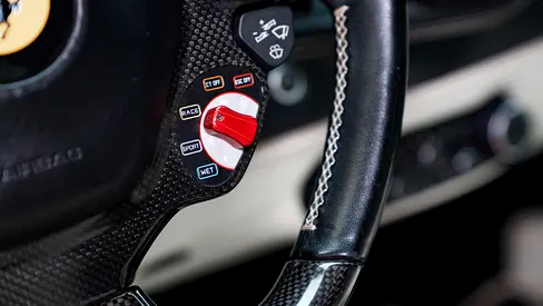 2016 Ferrari 488 — фото 18