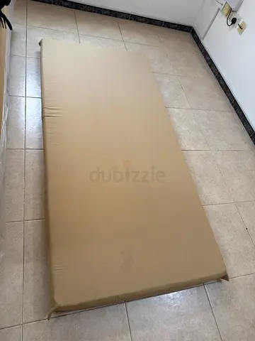 Single foam medical mattress 8cm with fitted sheet - good condition