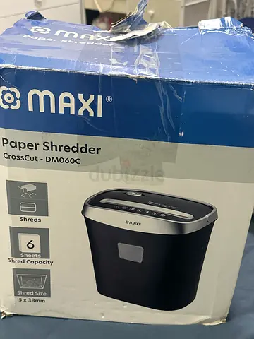 Maxi CrossCut Paper Shredder DM060C