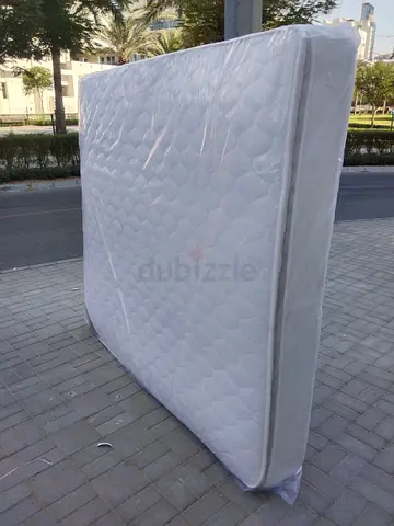 160x200cm top pillow mattress.  Same day delivery available