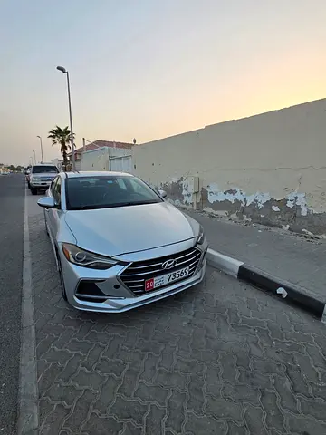 2018 Hyundai ELANTRA 照片 4